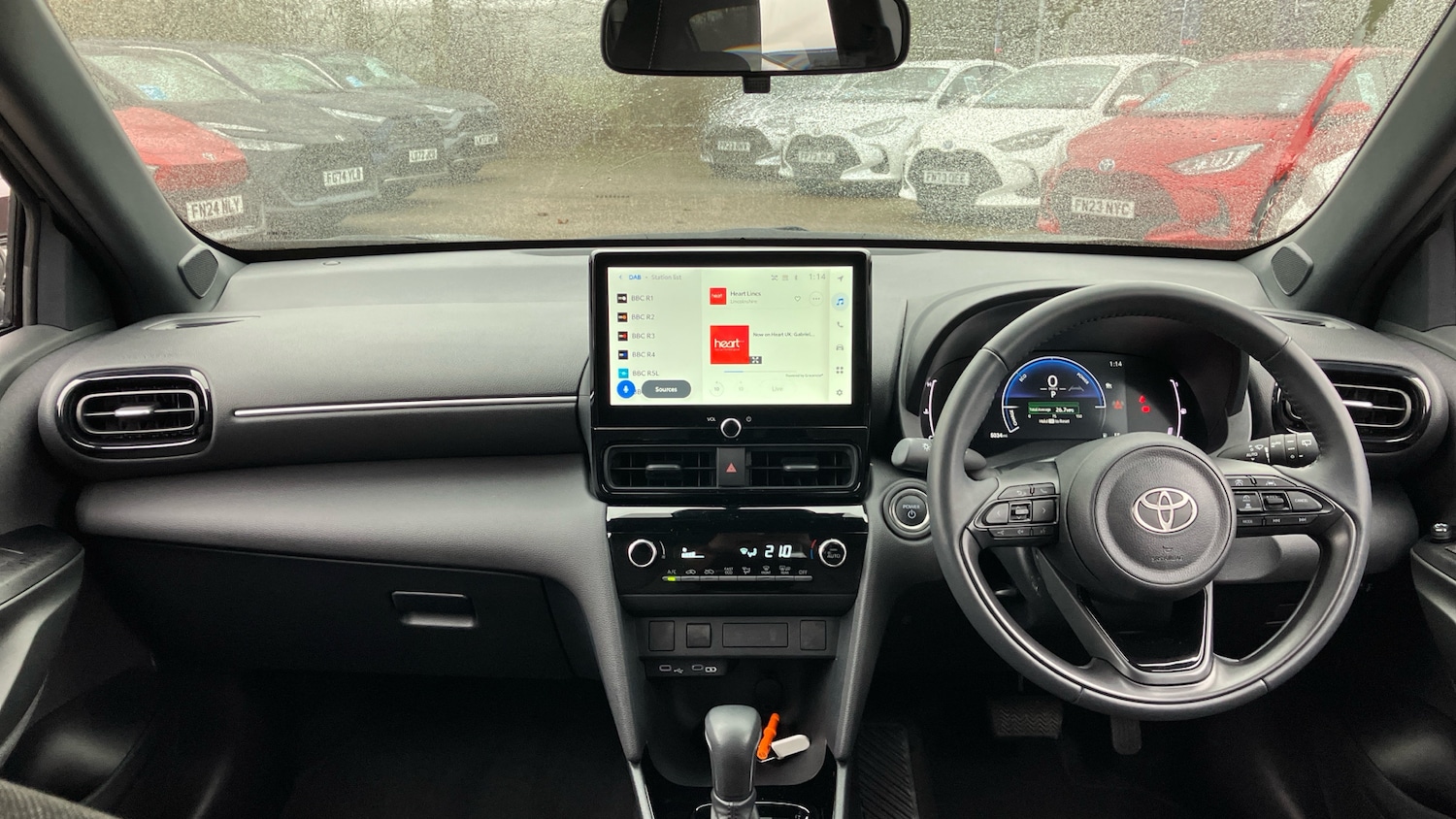 Used Toyota Yaris Cross 2024 for sale - 77528527: Photo 5