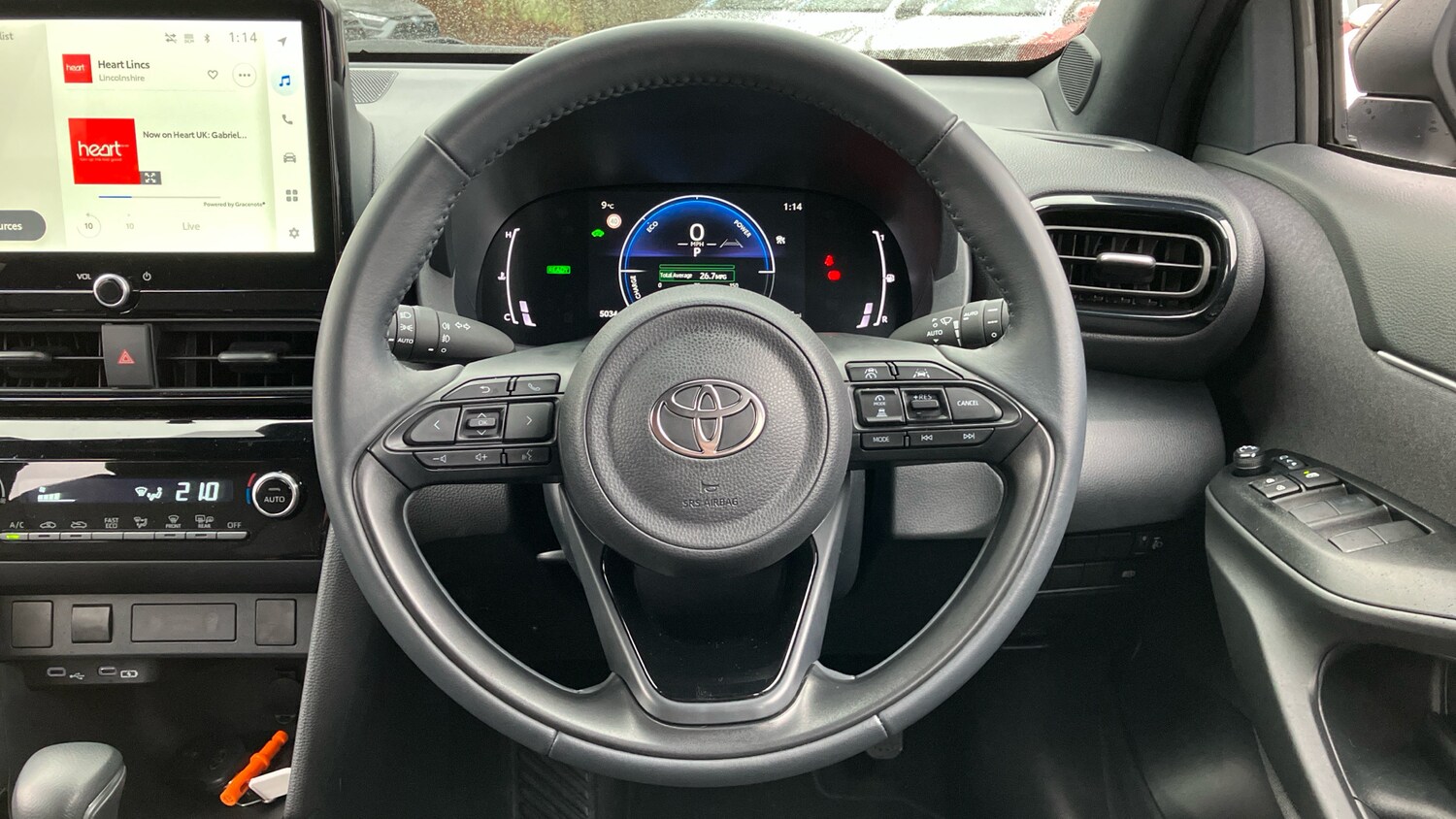 Used Toyota Yaris Cross 2024 for sale - 77528527: Photo 6