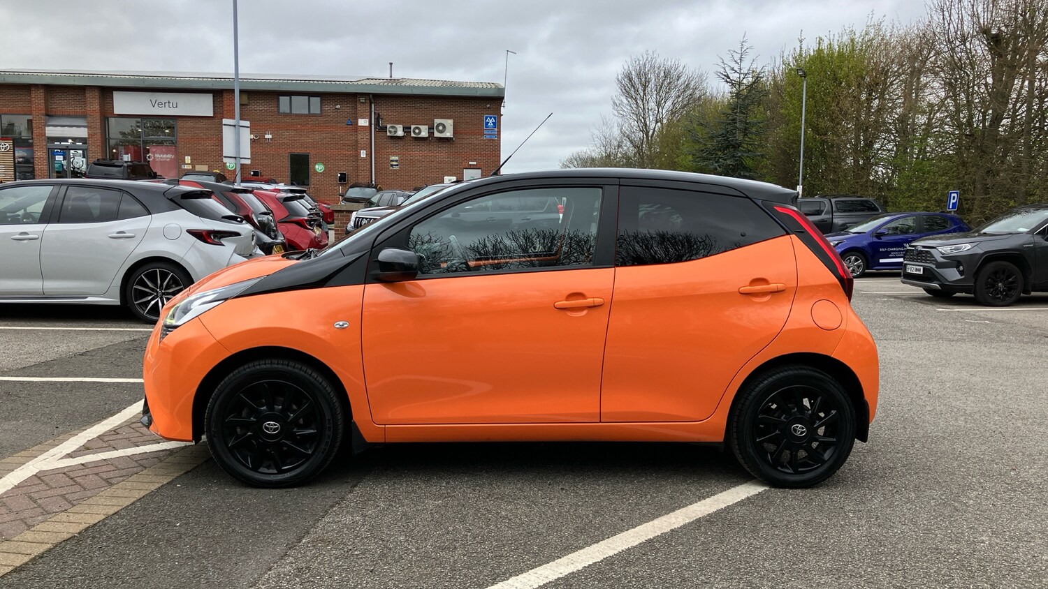Used Toyota AYGO 2019 for sale - 78149769: Photo 24