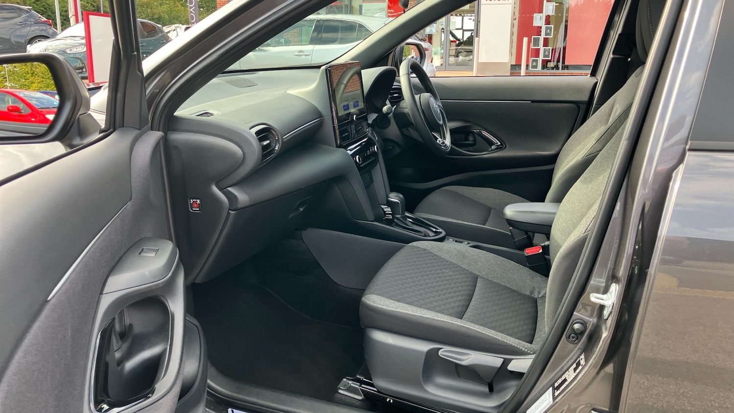 Used Toyota Yaris Cross 2025 for sale - 76682242: Photo 10