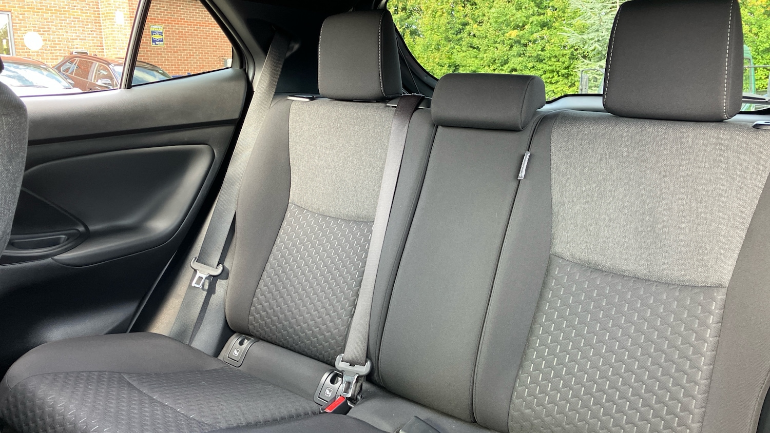 Used Toyota Yaris Cross 2025 for sale - 76682242: Photo 20