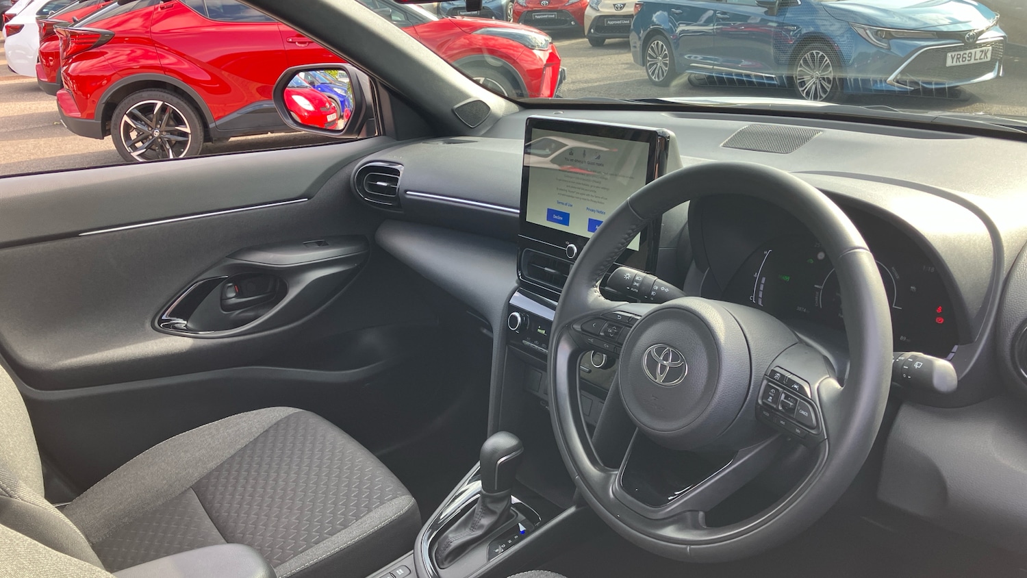 Used Toyota Yaris Cross 2025 for sale - 76682242: Photo 41