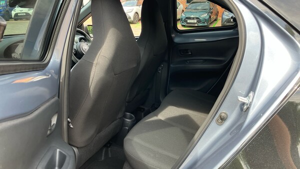 Used Toyota Aygo X 2025 for sale - 76236563: Photo 13