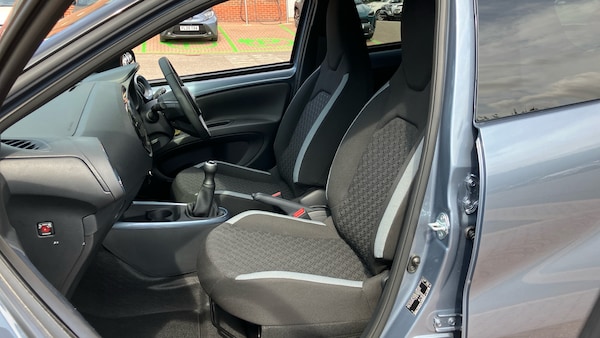 Used Toyota Aygo X 2025 for sale - 76236563: Photo 38