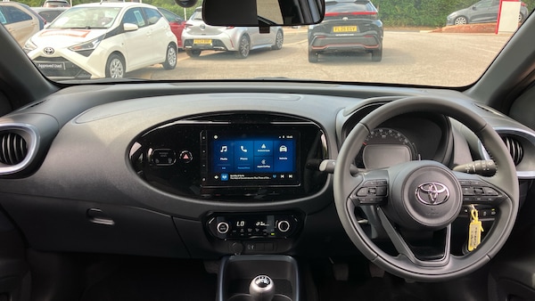 Used Toyota Aygo X 2025 for sale - 76236563: Photo 5