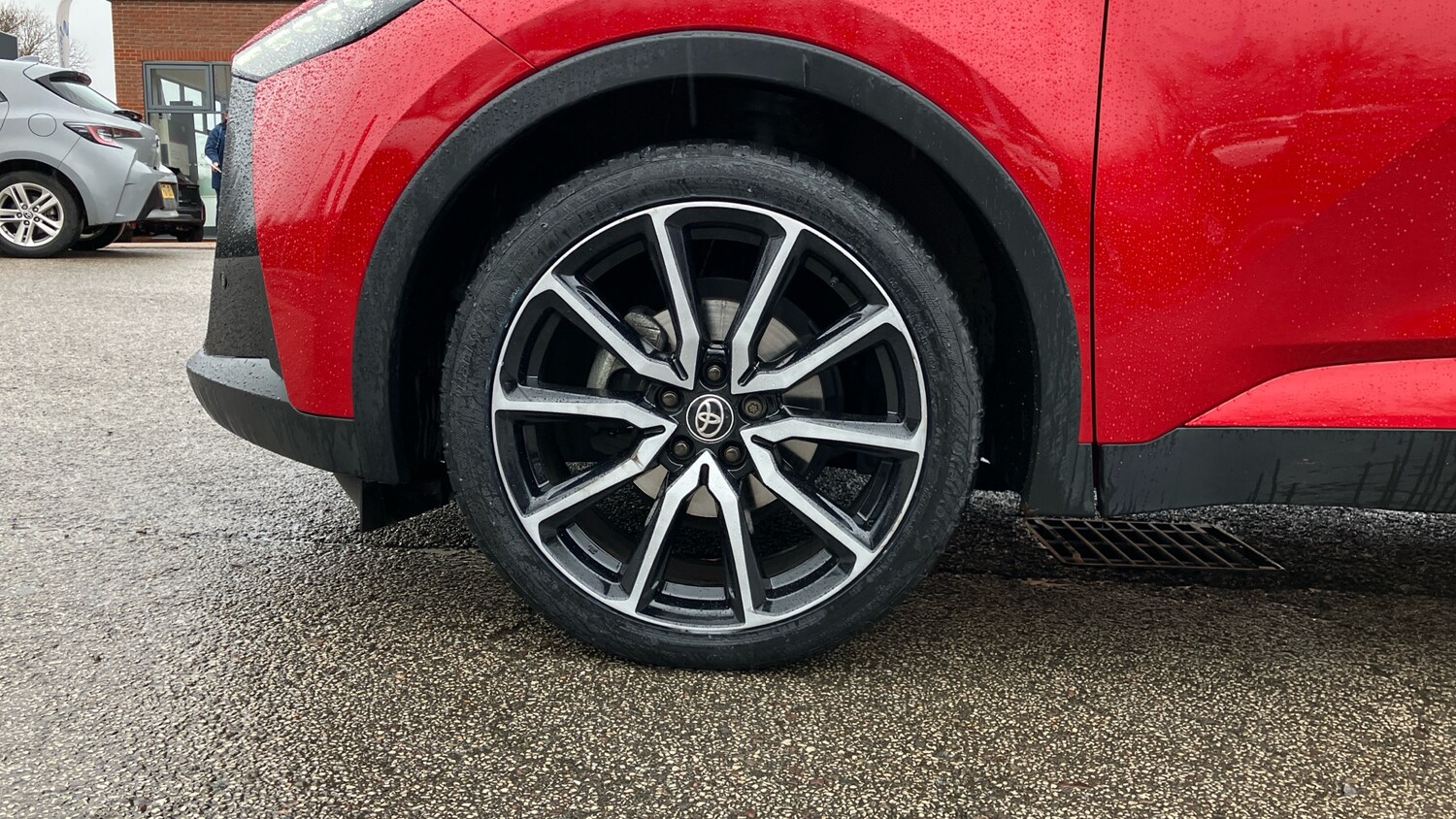 Used Toyota C-HR 2024 for sale - 76796800: Photo 18