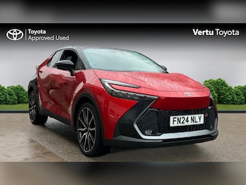 Used Toyota C-HR 2024 for sale - 76796800: Photo
