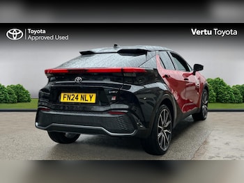 Used Toyota C-HR 2024 for sale - 76796800: Photo