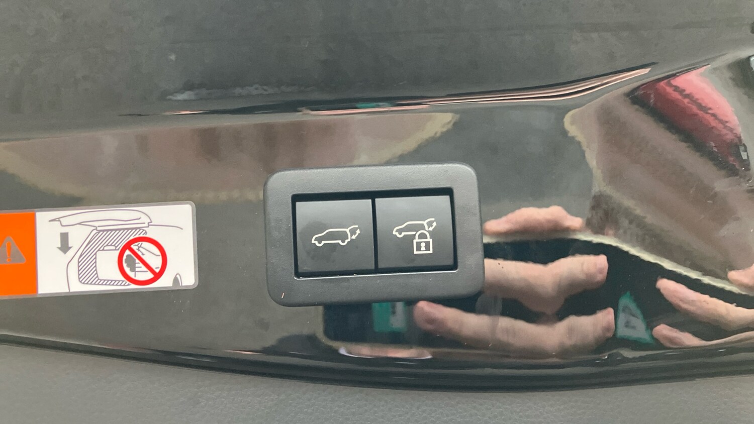 Used Toyota C-HR 2024 for sale - 76796800: Photo 45