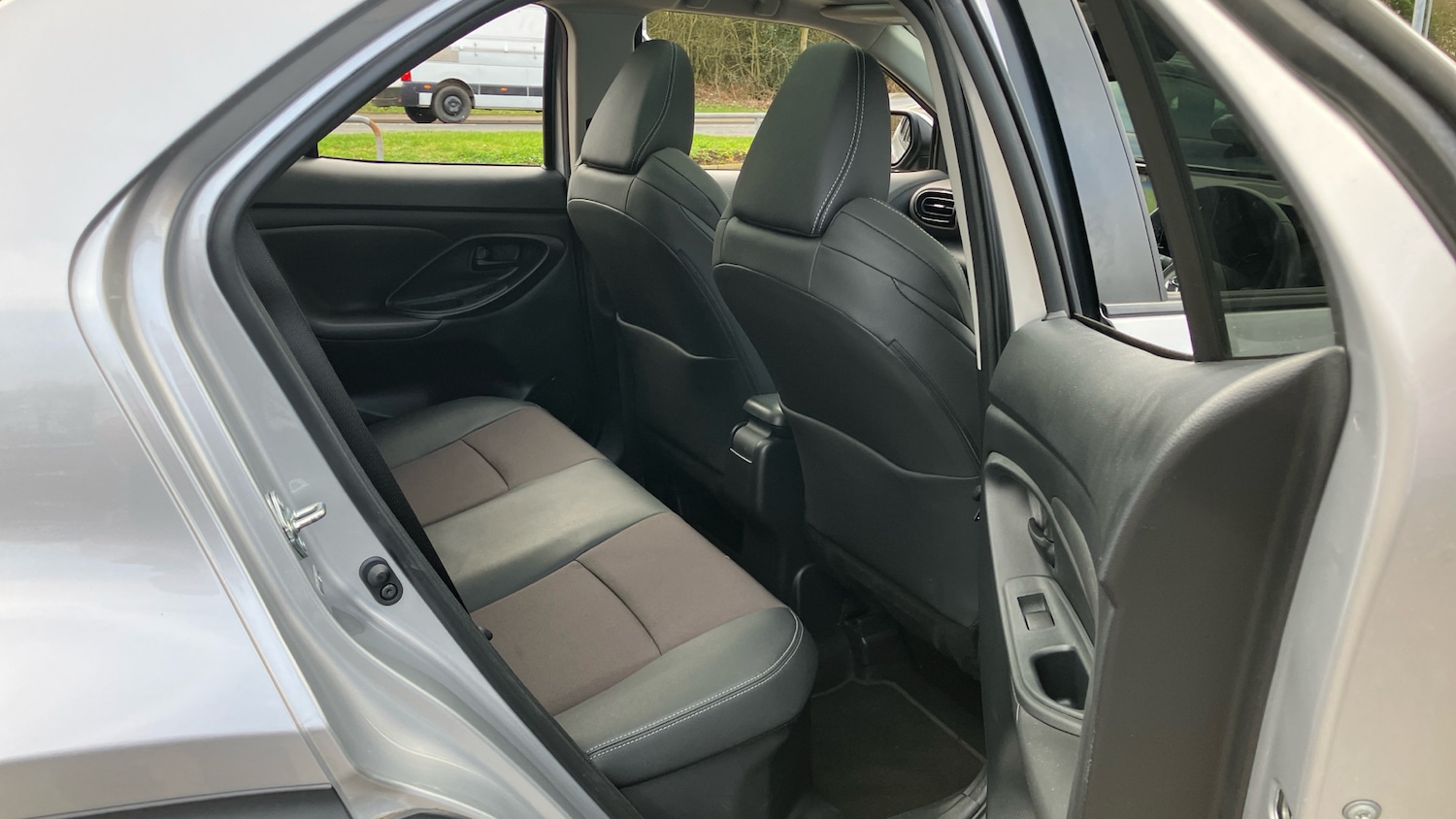 Used Toyota Yaris Cross 2023 for sale - 77690622: Photo 12