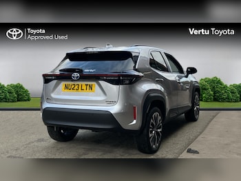 Used Toyota Yaris Cross 2023 for sale - 77690622: Photo