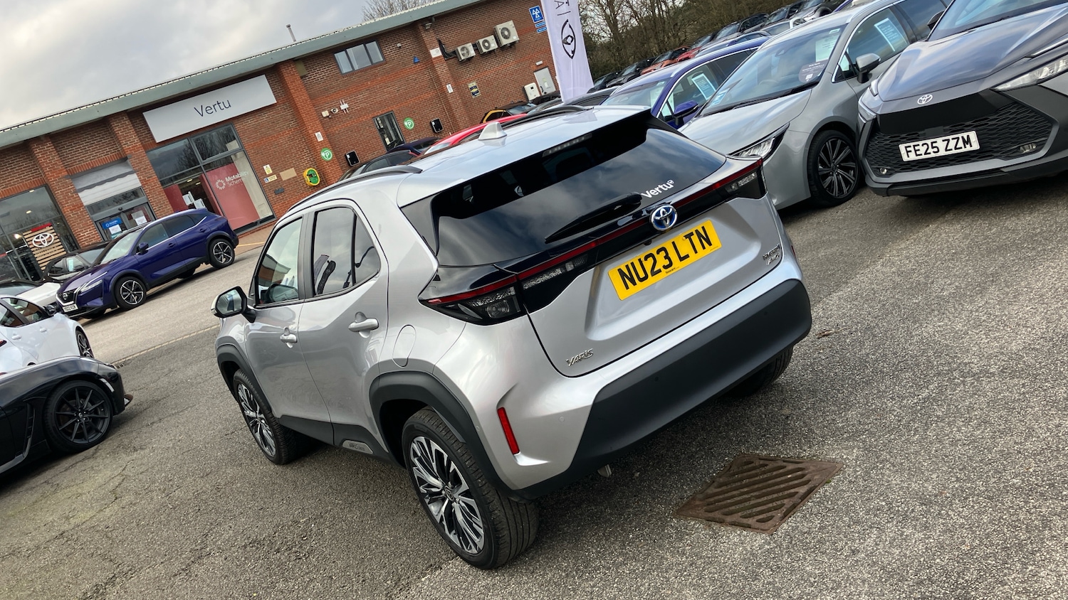 Used Toyota Yaris Cross 2023 for sale - 77690622: Photo 31