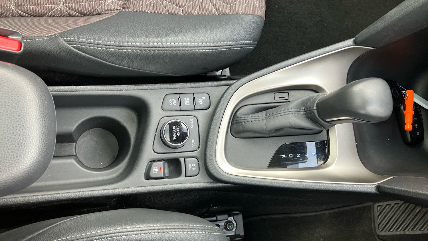 Used Toyota Yaris Cross 2023 for sale - 77690622: Photo 49