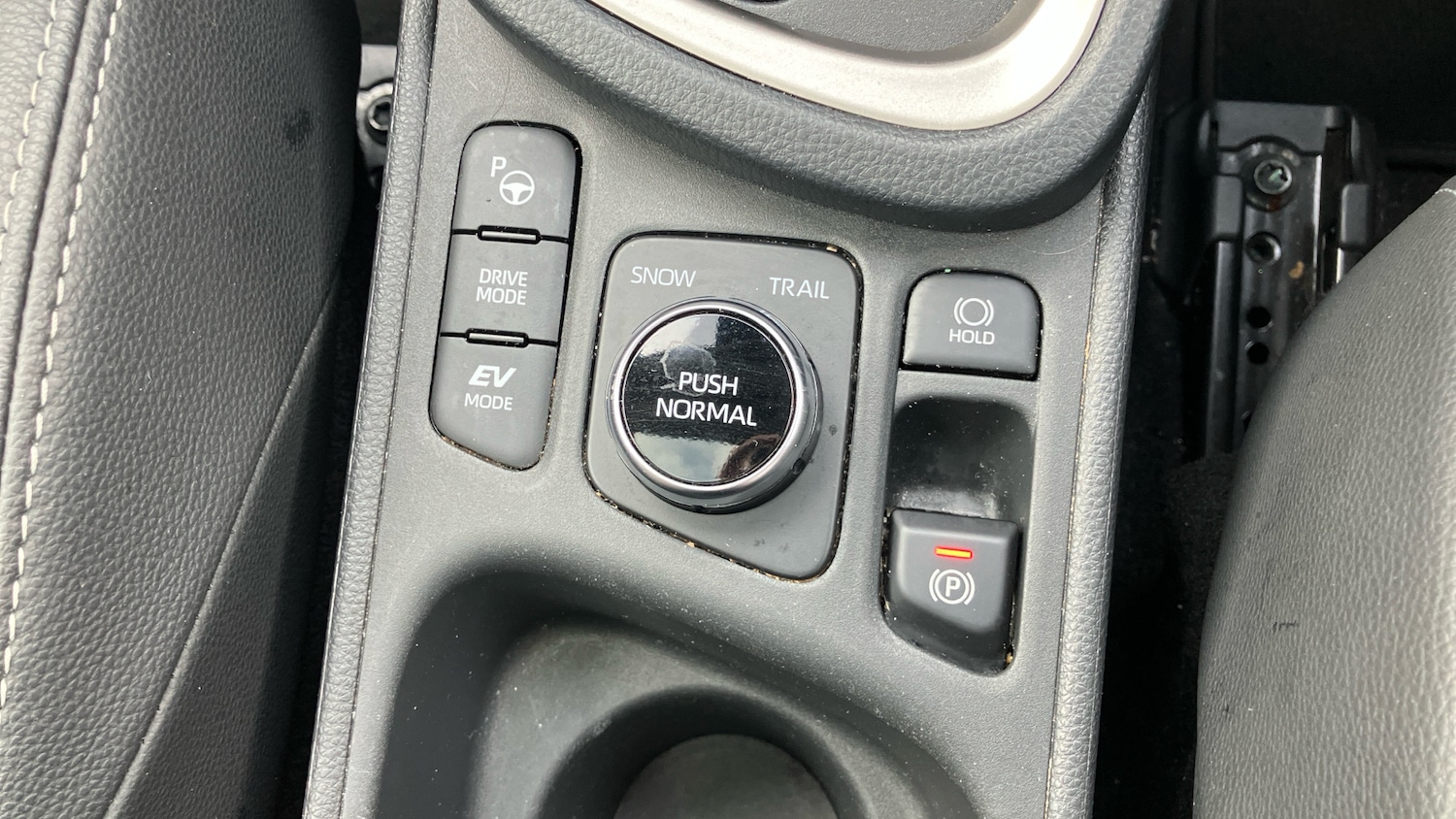 Used Toyota Yaris Cross 2023 for sale - 77690622: Photo 50