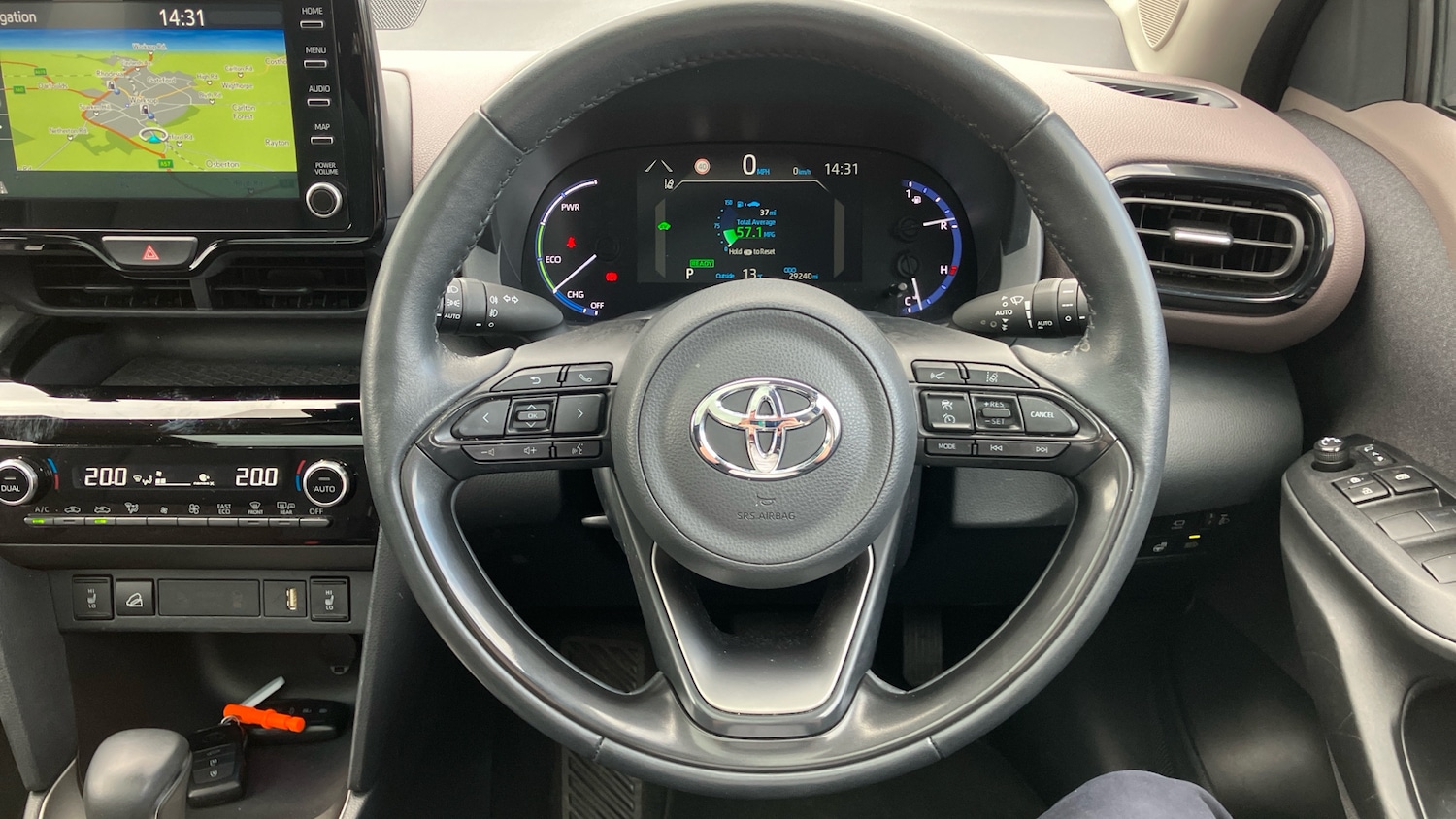 Used Toyota Yaris Cross 2023 for sale - 77690622: Photo 8