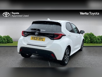 Used Toyota Yaris 2021 for sale - 78837791: Photo