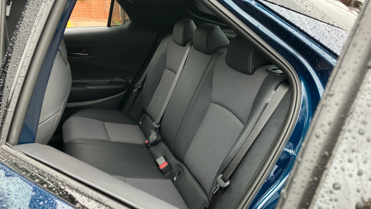 Used Toyota C-HR 2025 for sale - 77775004: Photo 42