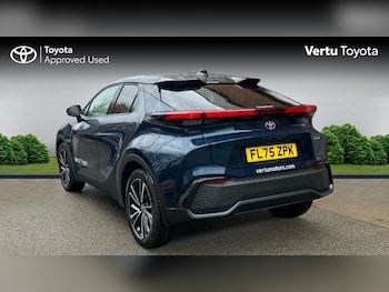 Used Toyota C-HR 2025 for sale - 77775004: Photo