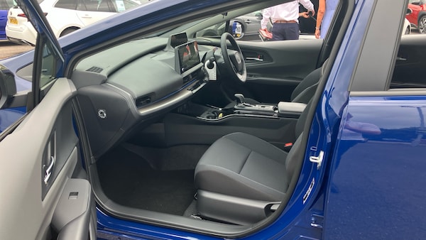 Used Toyota Prius 2025 for sale - 76101280: Photo 10