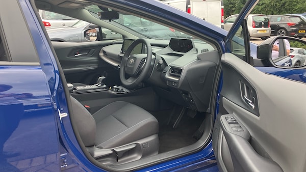 Used Toyota Prius 2025 for sale - 76101280: Photo 11