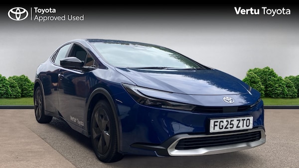Used Toyota Prius 2025 for sale - 76101280: Photo 1