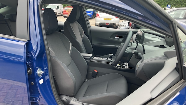 Used Toyota Prius 2025 for sale - 76101280: Photo 41
