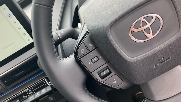 Used Toyota Prius 2025 for sale - 76101280: Photo 48