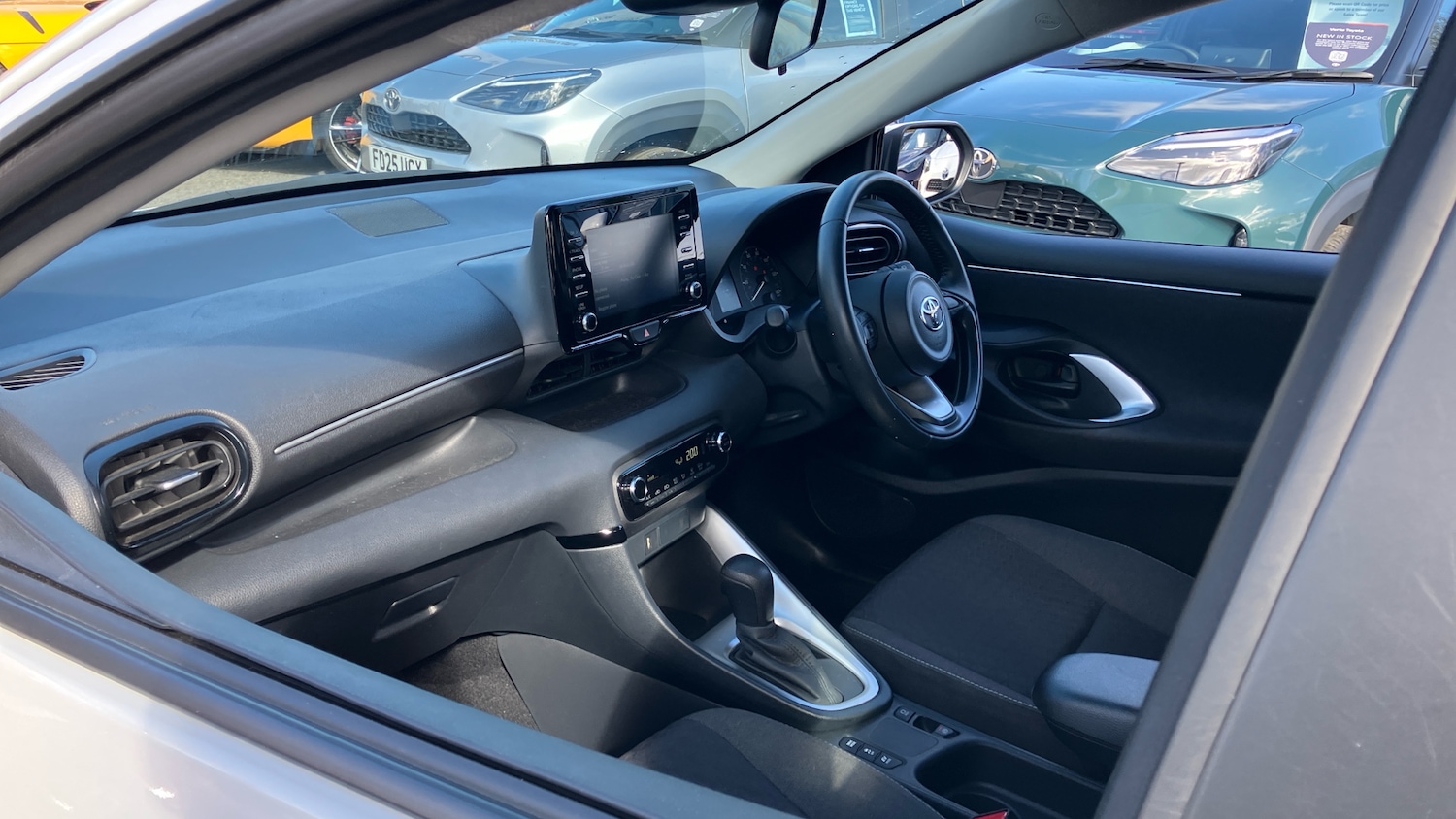 Used Toyota Yaris 2023 for sale - 78093422: Photo 41