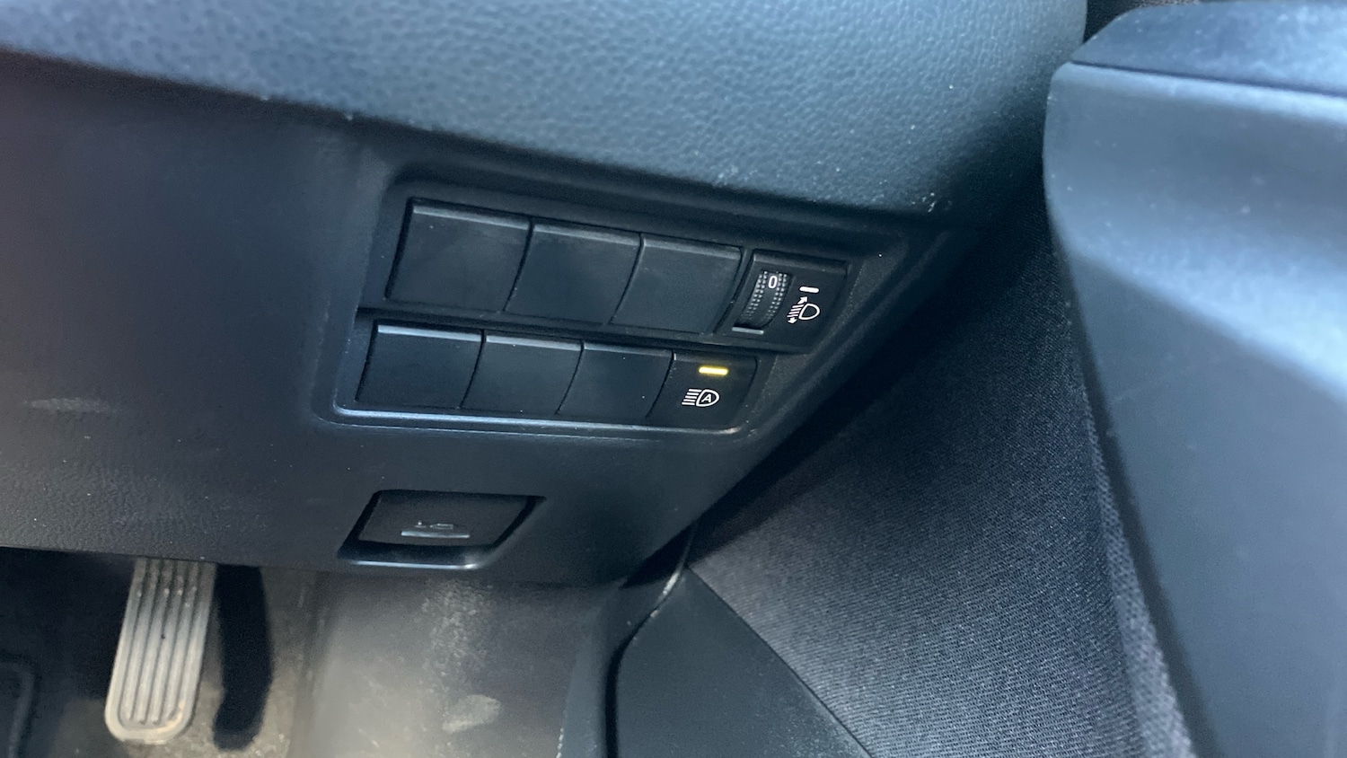 Used Toyota Yaris 2023 for sale - 78093422: Photo 44