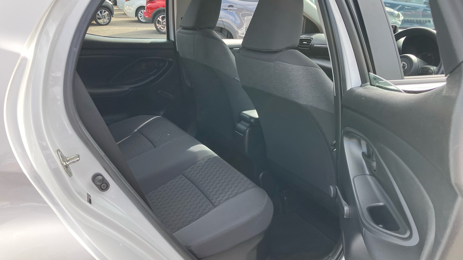 Used Toyota Yaris 2023 for sale - 76102759: Photo 12