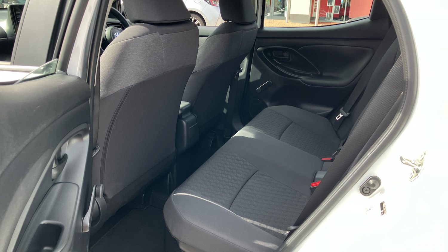 Used Toyota Yaris 2023 for sale - 76102759: Photo 13