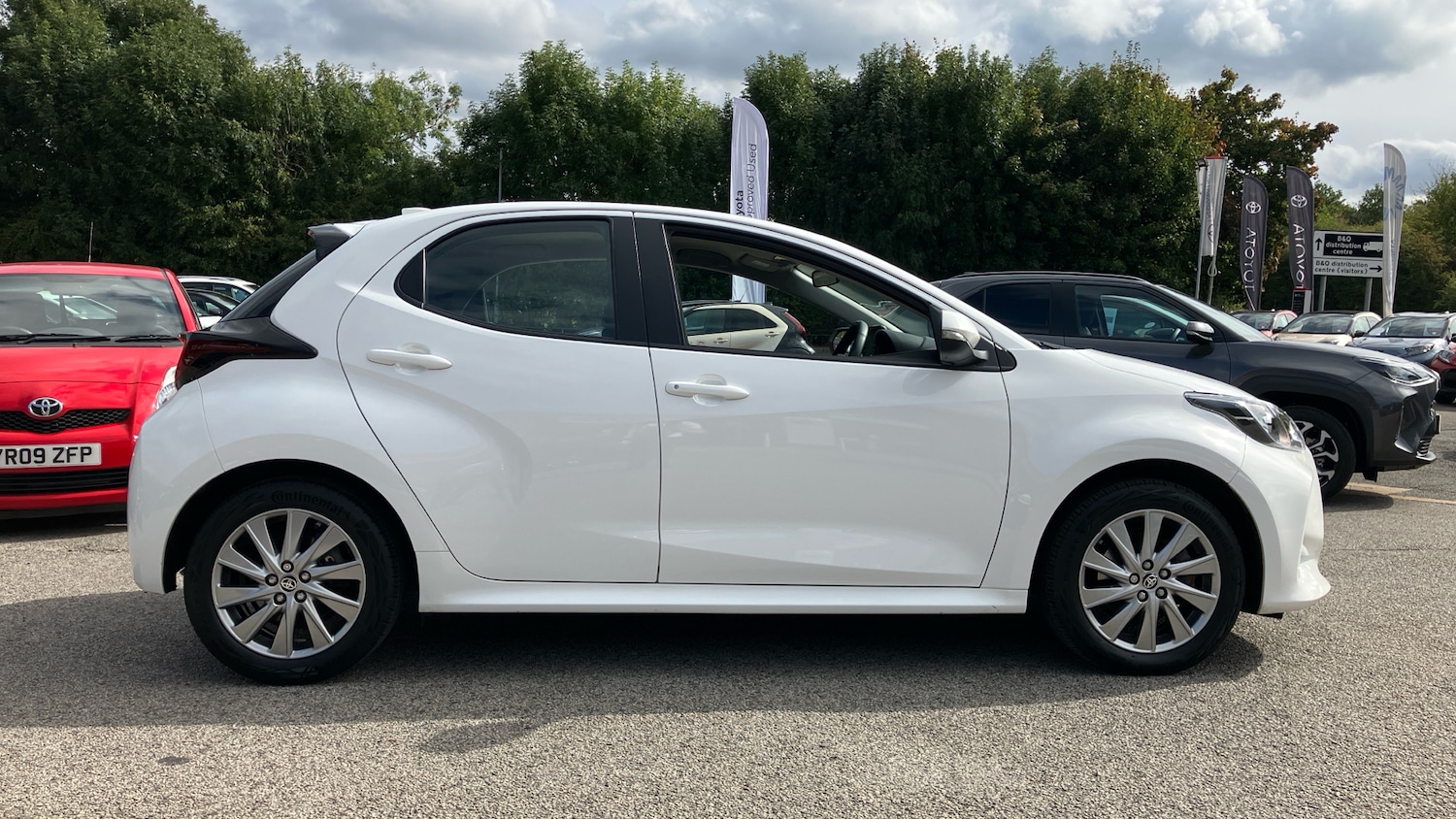 Used Toyota Yaris 2023 for sale - 76102759: Photo 16