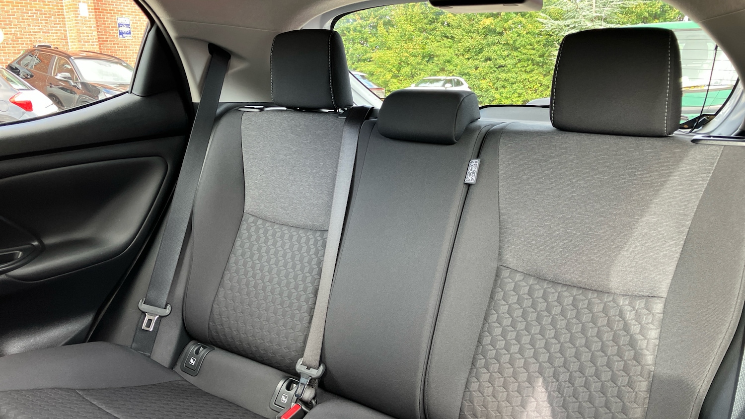 Used Toyota Yaris 2023 for sale - 76102759: Photo 20