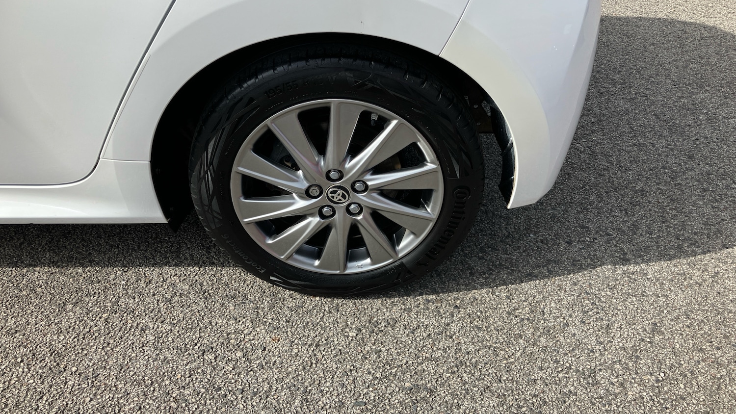 Used Toyota Yaris 2023 for sale - 76102759: Photo 35