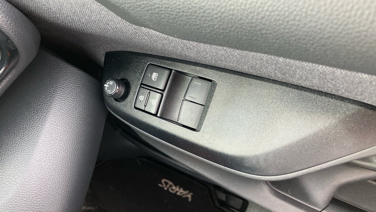 Used Toyota Yaris 2023 for sale - 76102759: Photo 48