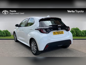 Used Toyota Yaris 2023 for sale - 76102759: Photo 4
