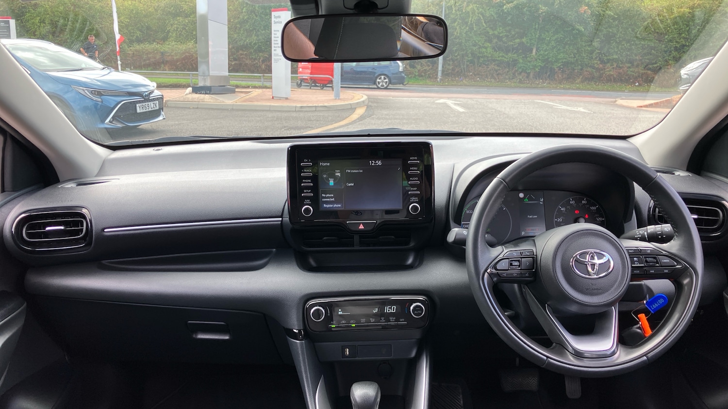 Used Toyota Yaris 2023 for sale - 76102759: Photo 5