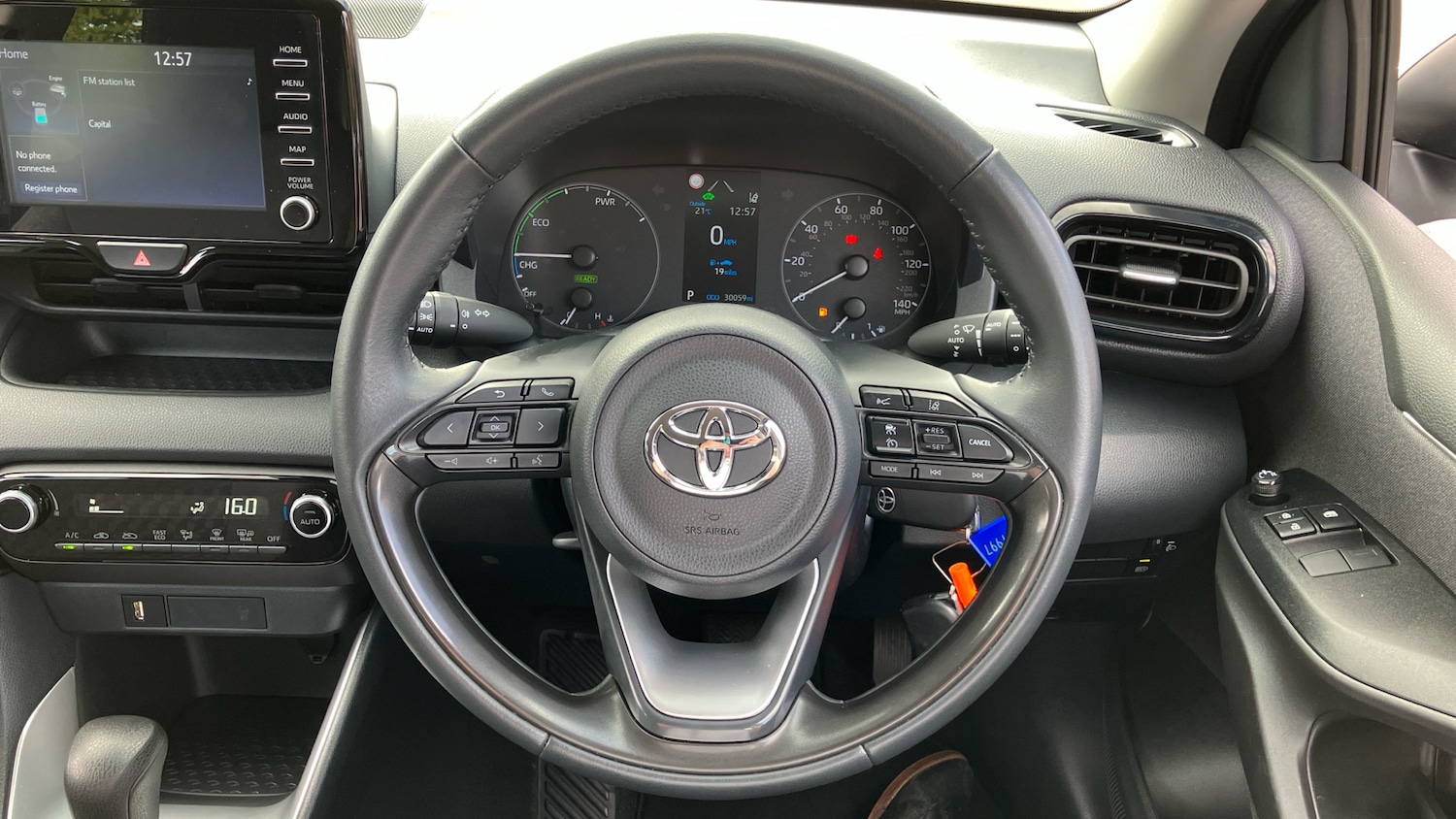 Used Toyota Yaris 2023 for sale - 76102759: Photo 8