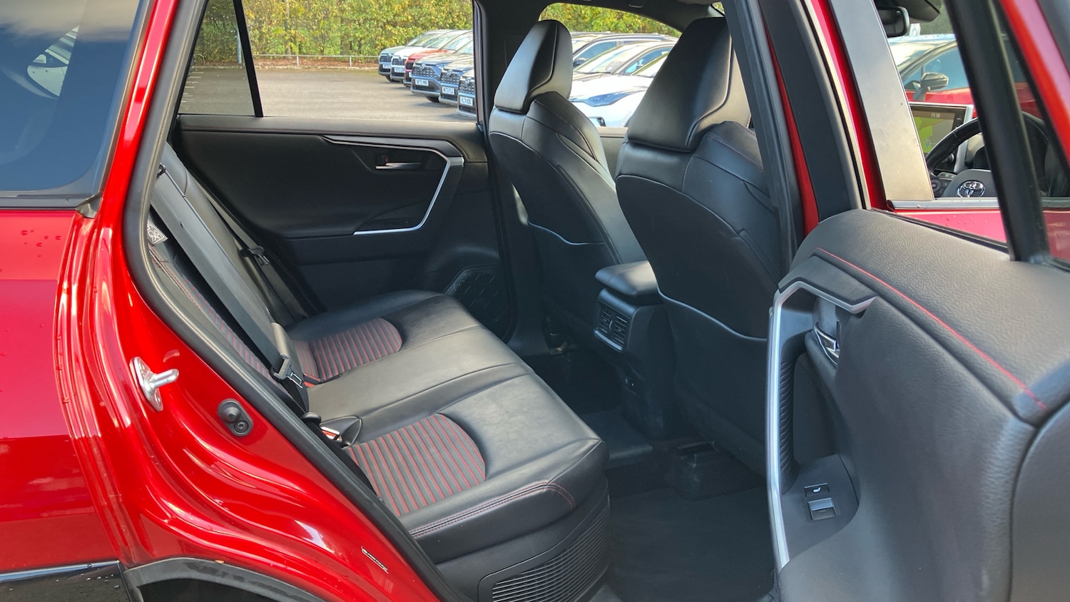 Used Toyota RAV4 2021 for sale - 76311284: Photo 12