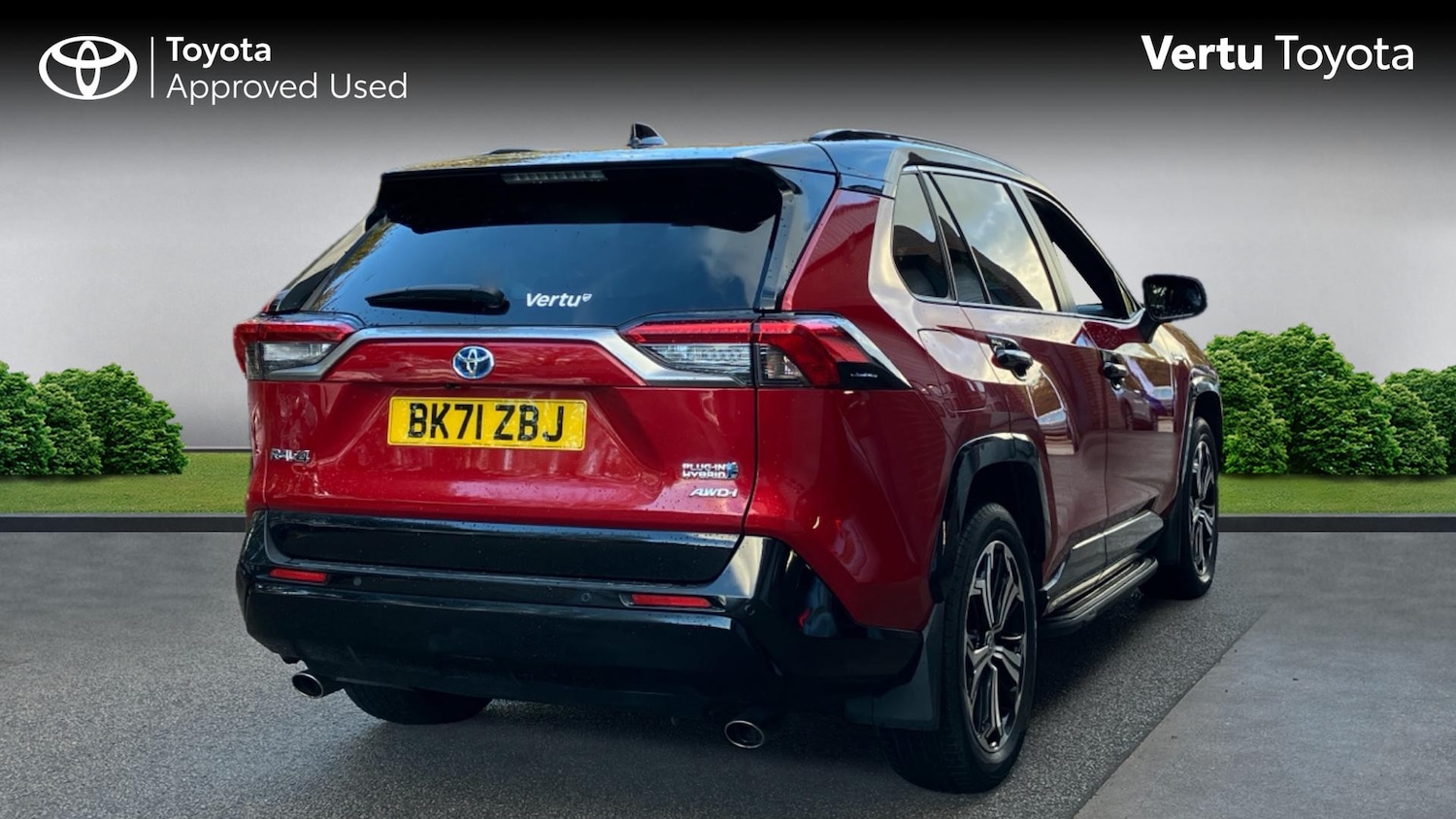 Used Toyota RAV4 2021 for sale - 76311284: Photo 2