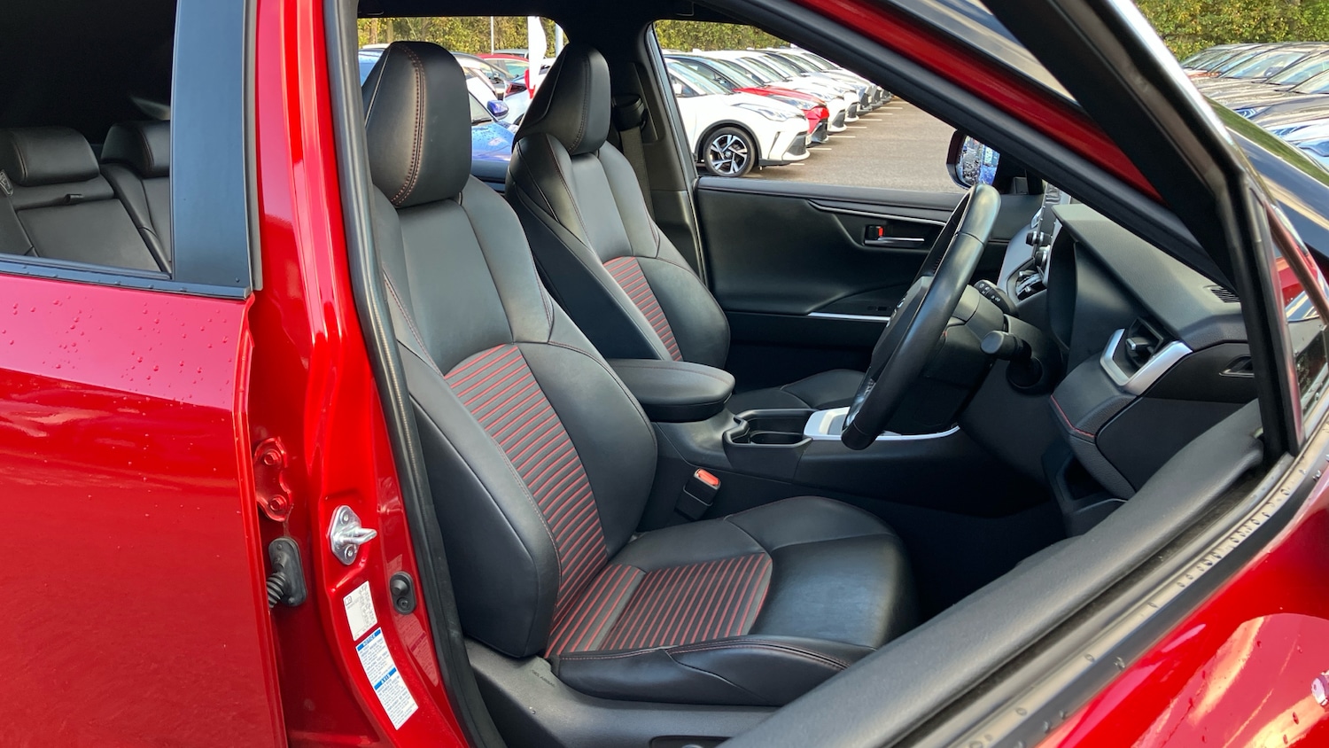 Used Toyota RAV4 2021 for sale - 76311284: Photo 39