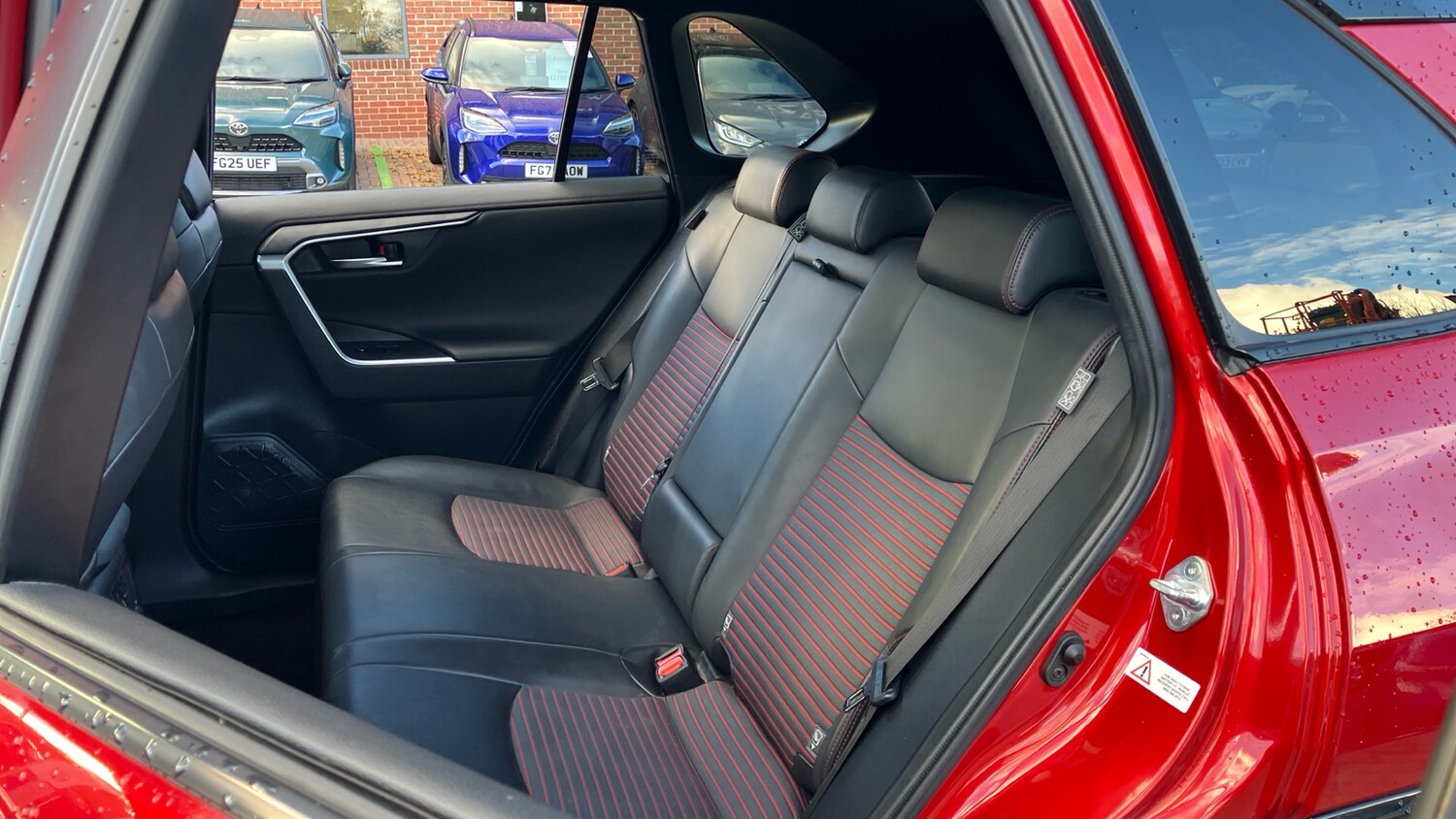 Used Toyota RAV4 2021 for sale - 76311284: Photo 42