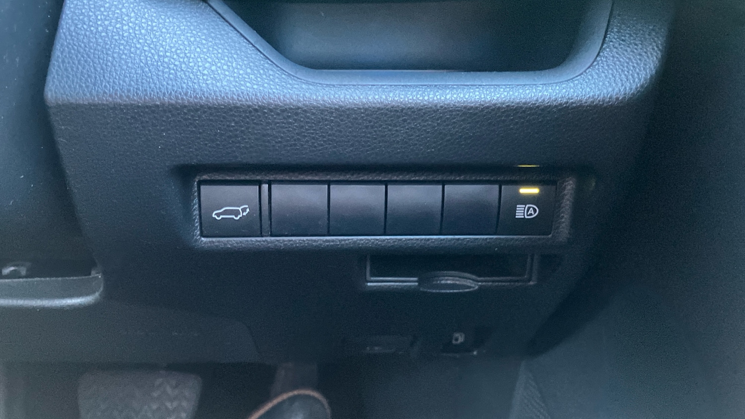 Used Toyota RAV4 2021 for sale - 76311284: Photo 50