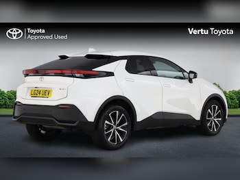 Used Toyota C-HR 2024 for sale - 79583524: Photo
