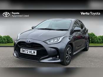 Used Toyota Yaris 2023 for sale - 77873207: Photo