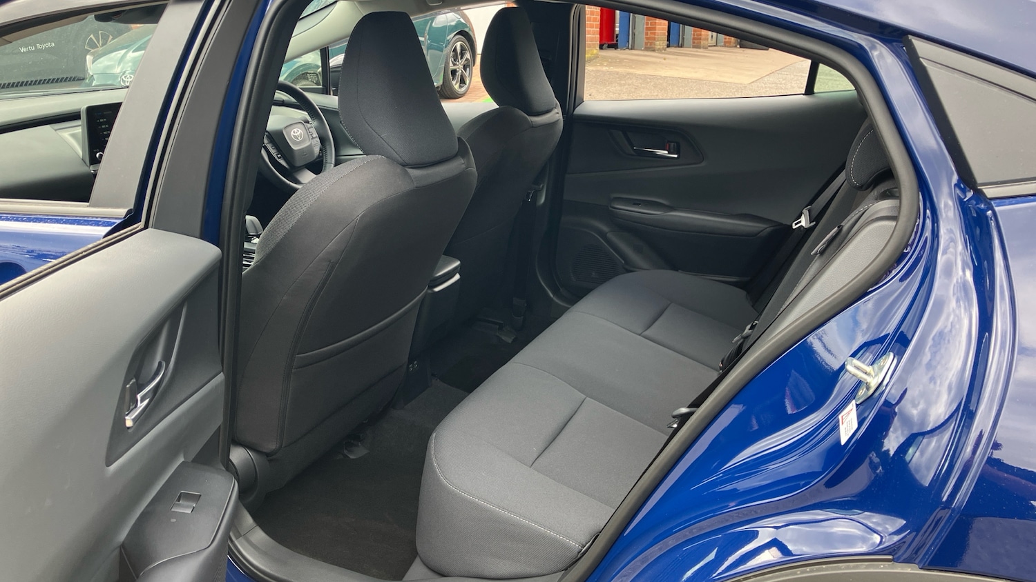 Used Toyota Prius 2025 for sale - 76101270: Photo 13