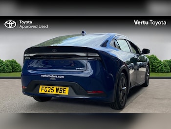 Used Toyota Prius 2025 for sale - 76101270: Photo 2