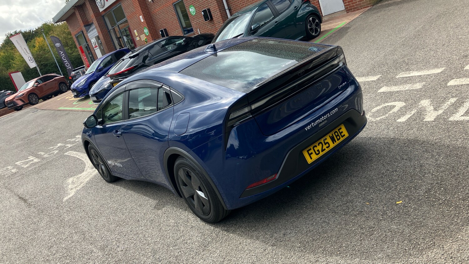 Used Toyota Prius 2025 for sale - 76101270: Photo 32