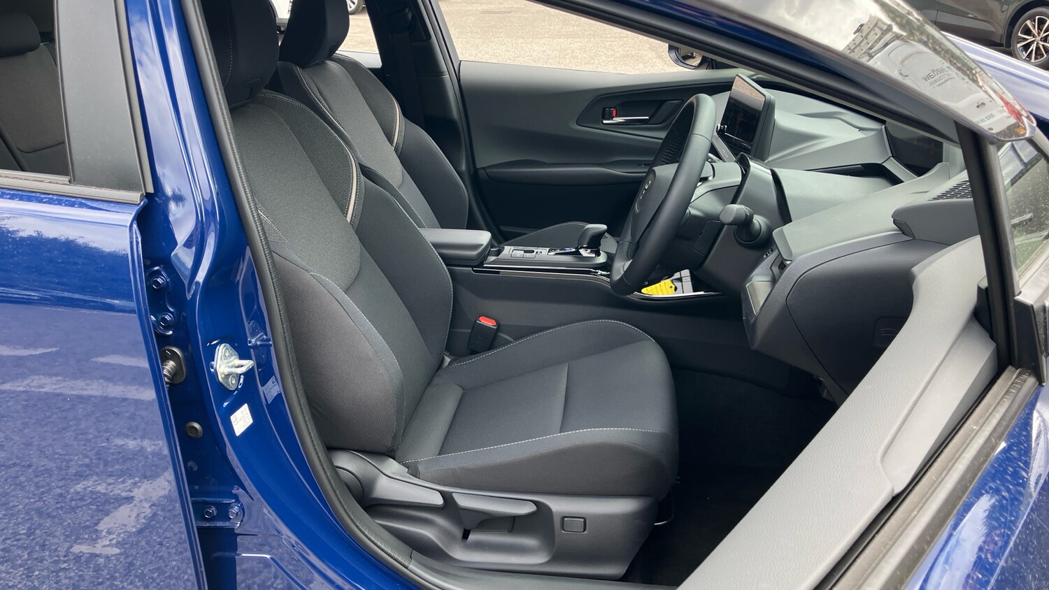 Used Toyota Prius 2025 for sale - 76101270: Photo 40