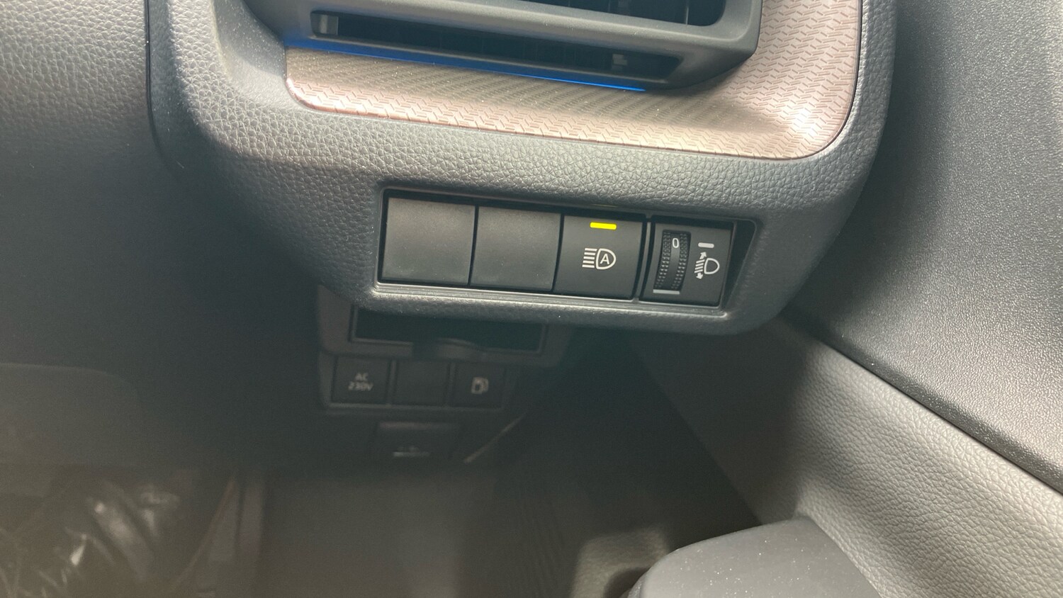 Used Toyota Prius 2025 for sale - 76101270: Photo 49